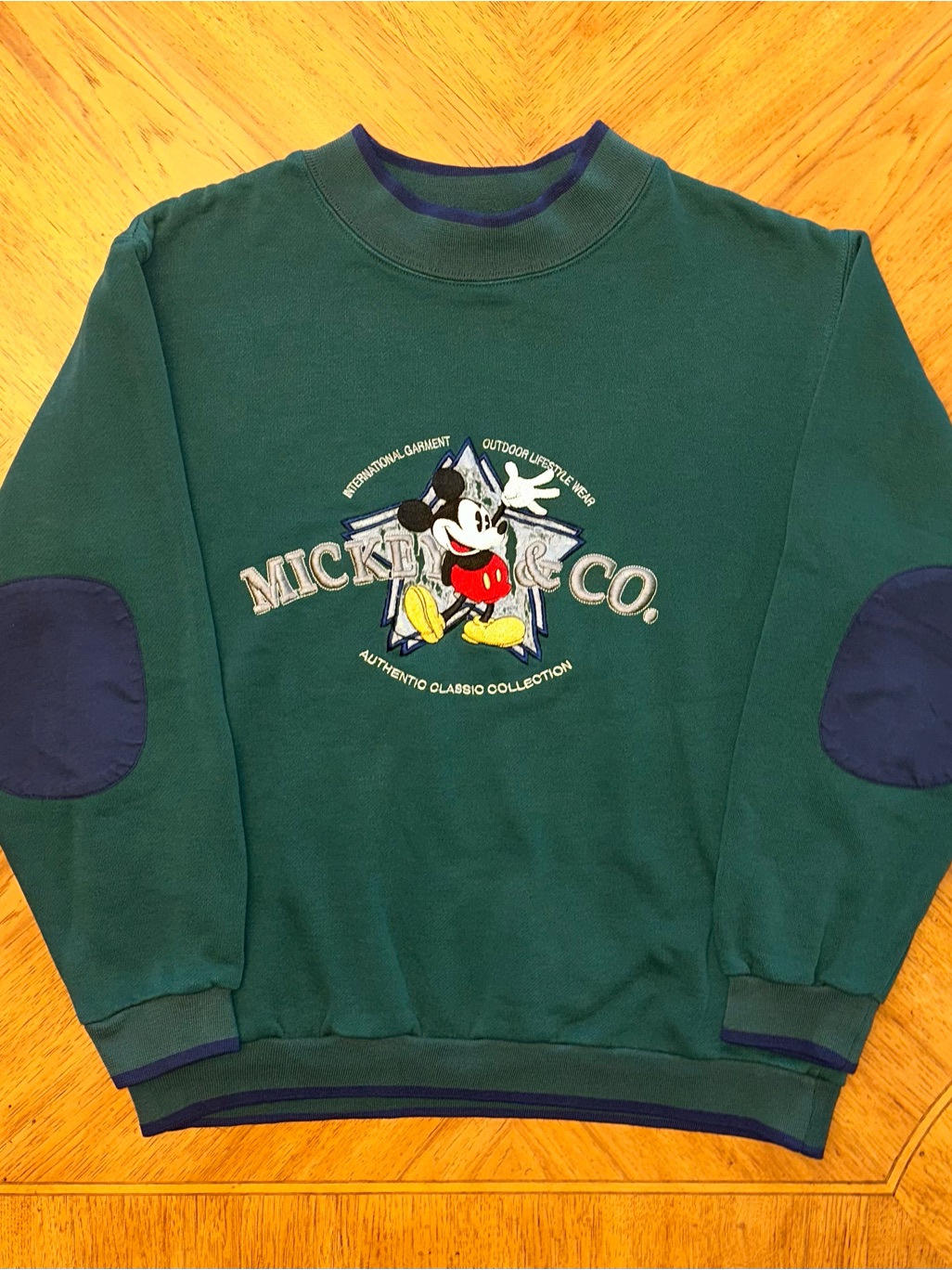 Vintage Mickey Co Sweatshirt Mens Size Medium Green Embroidered Elbow Pads Vintage Mickey Co Sweatshirt Mens Size Medium Green Embroidered Elbow Pads